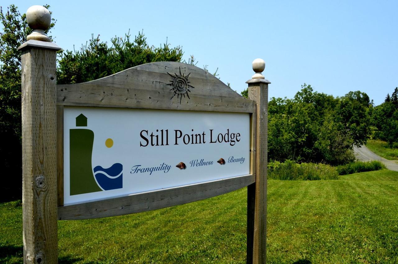 Still Point Lodge Deep Brook Kültér fotó